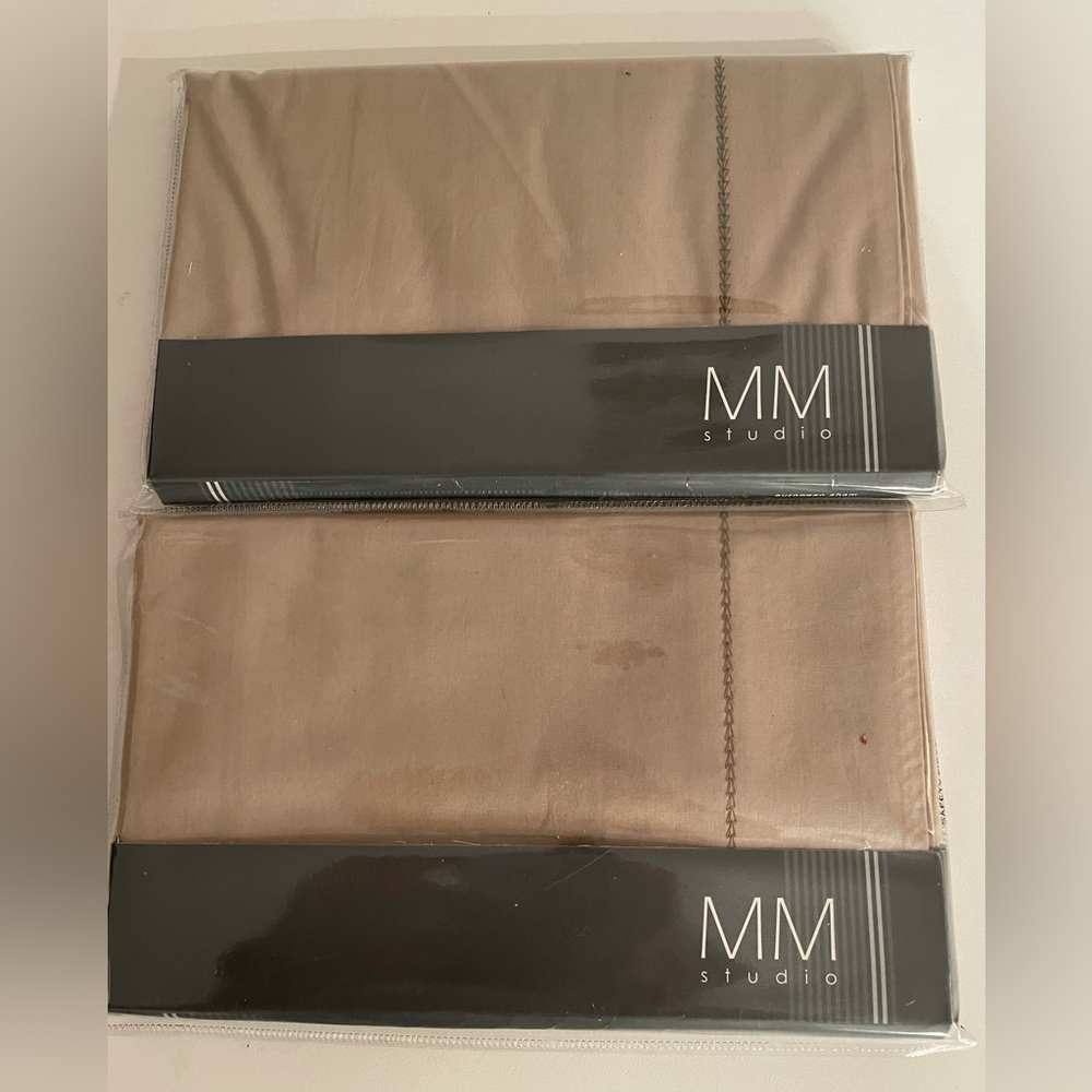 ⬇️ Price Drop⬇️ MM Studio set of 2 European Shams in taupe colour NIB